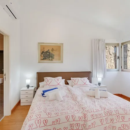 Pure Luxury And Comfort La Oliva Villa *