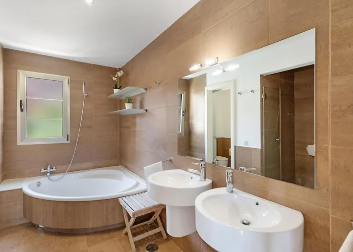 Pure Luxury&comfort La Oliva Villa *